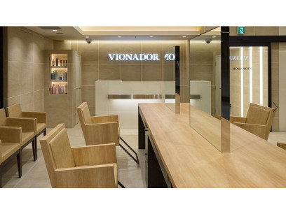 VIONADOR店（ヴィオナドール）